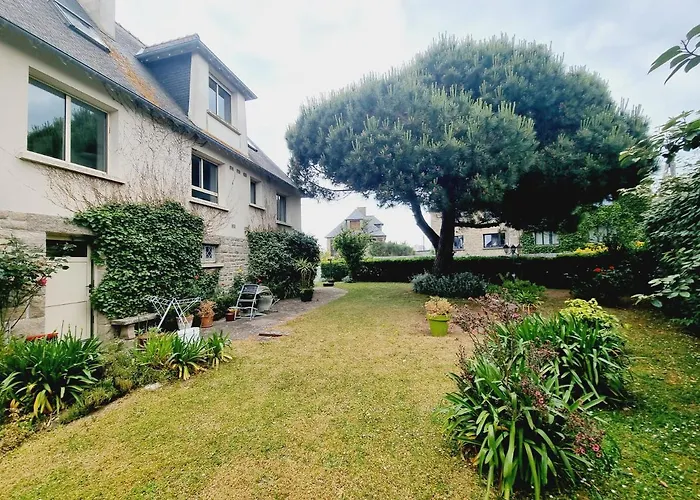 Villa Les Mouettes, Au Bord De La Mer.